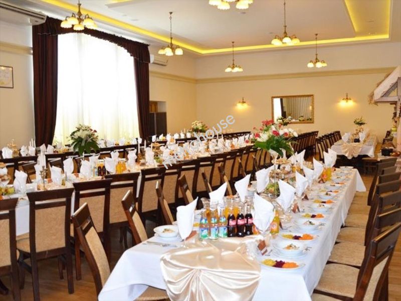 Hotel na sprzedaż, Leżajski, Nowa Sarzyna