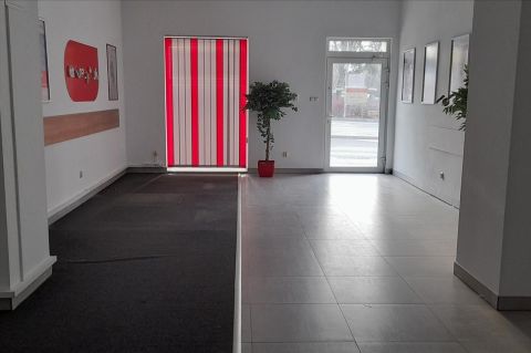 Wynajem Lokal handlowo-usługowy Radom