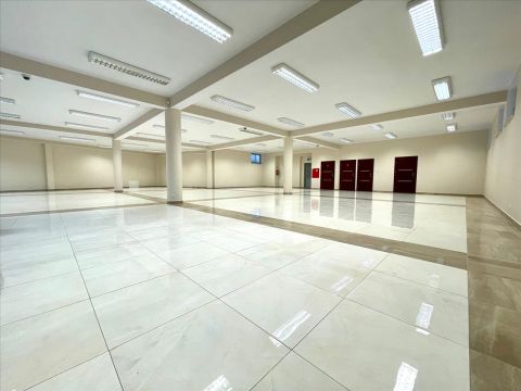 Wynajem Lokal handlowo-usługowy Osiedle Jaroty, Olsztyn