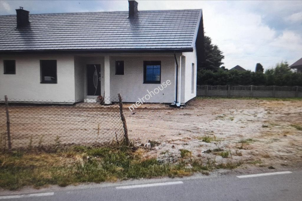Dom na sprzedaż, Radomski, Dąbrówka Nagórna-Wieś