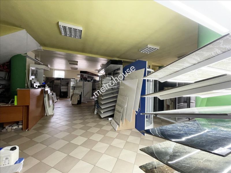Magazyny i biura na sprzedaż, Staszowski, Staszów
