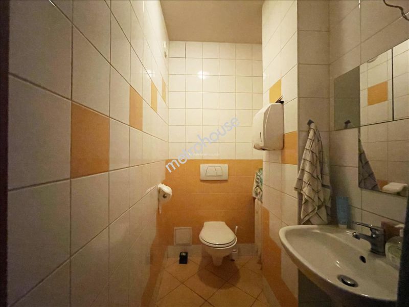 Magazyny i biura na sprzedaż, Staszowski, Staszów
