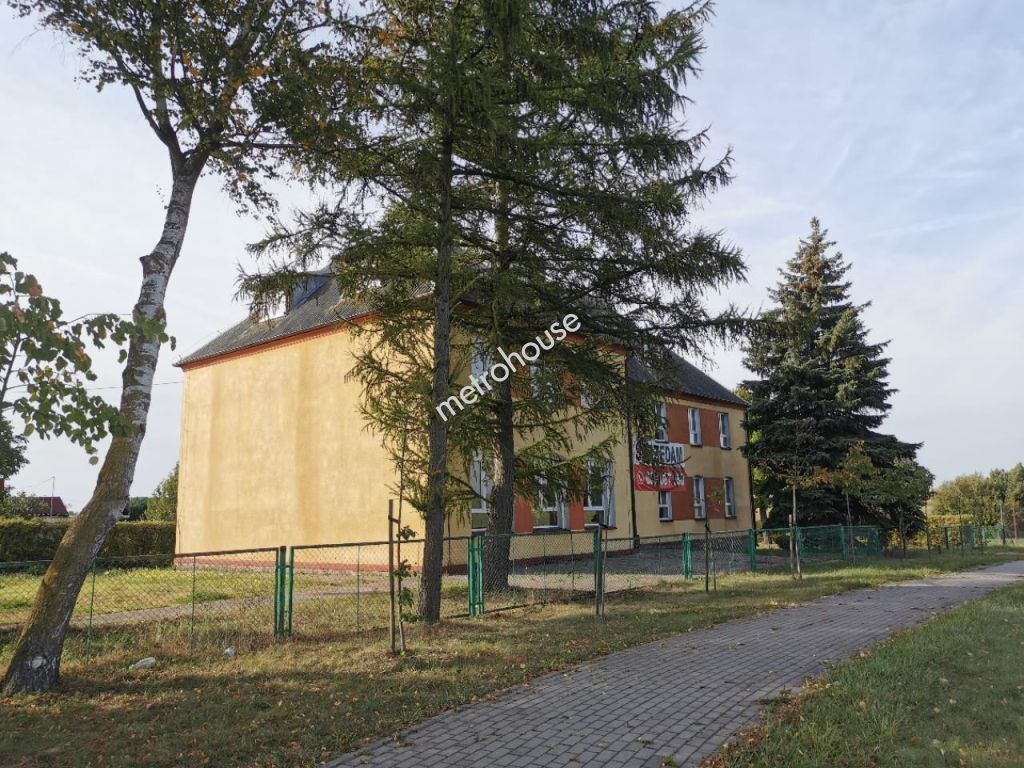 Budynek mieszkalny na sprzedaż, Nowomiejski, Montowo